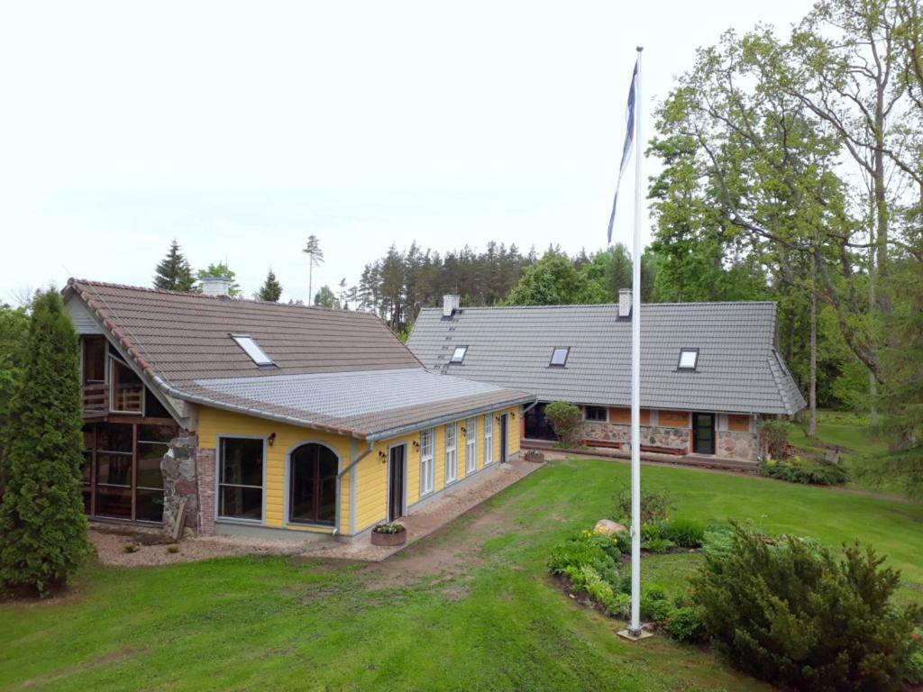 Truu Holiday Houses Ivaste Luaran gambar